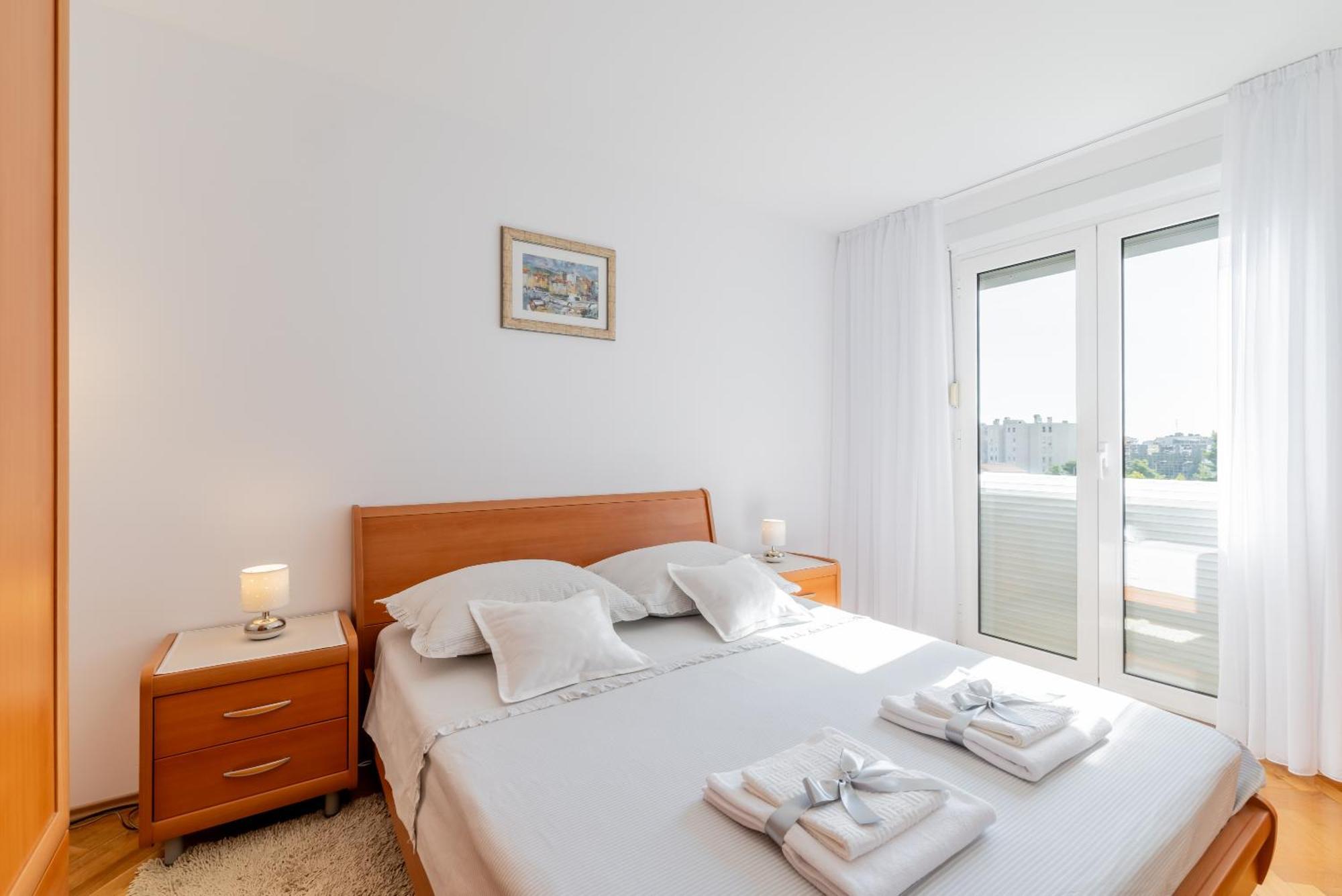 Pure Comfort - Apartment Cvita スプリト エクステリア 写真