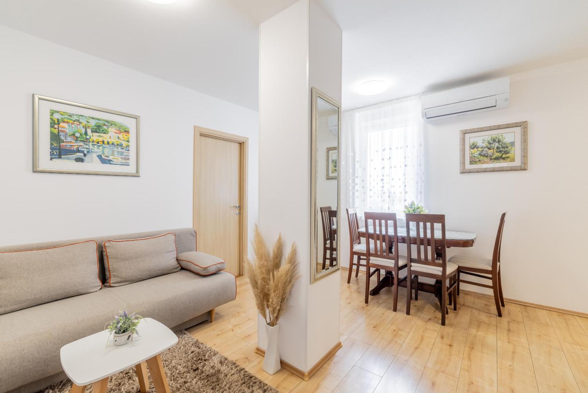 Pure Comfort - Apartment Cvita スプリト エクステリア 写真