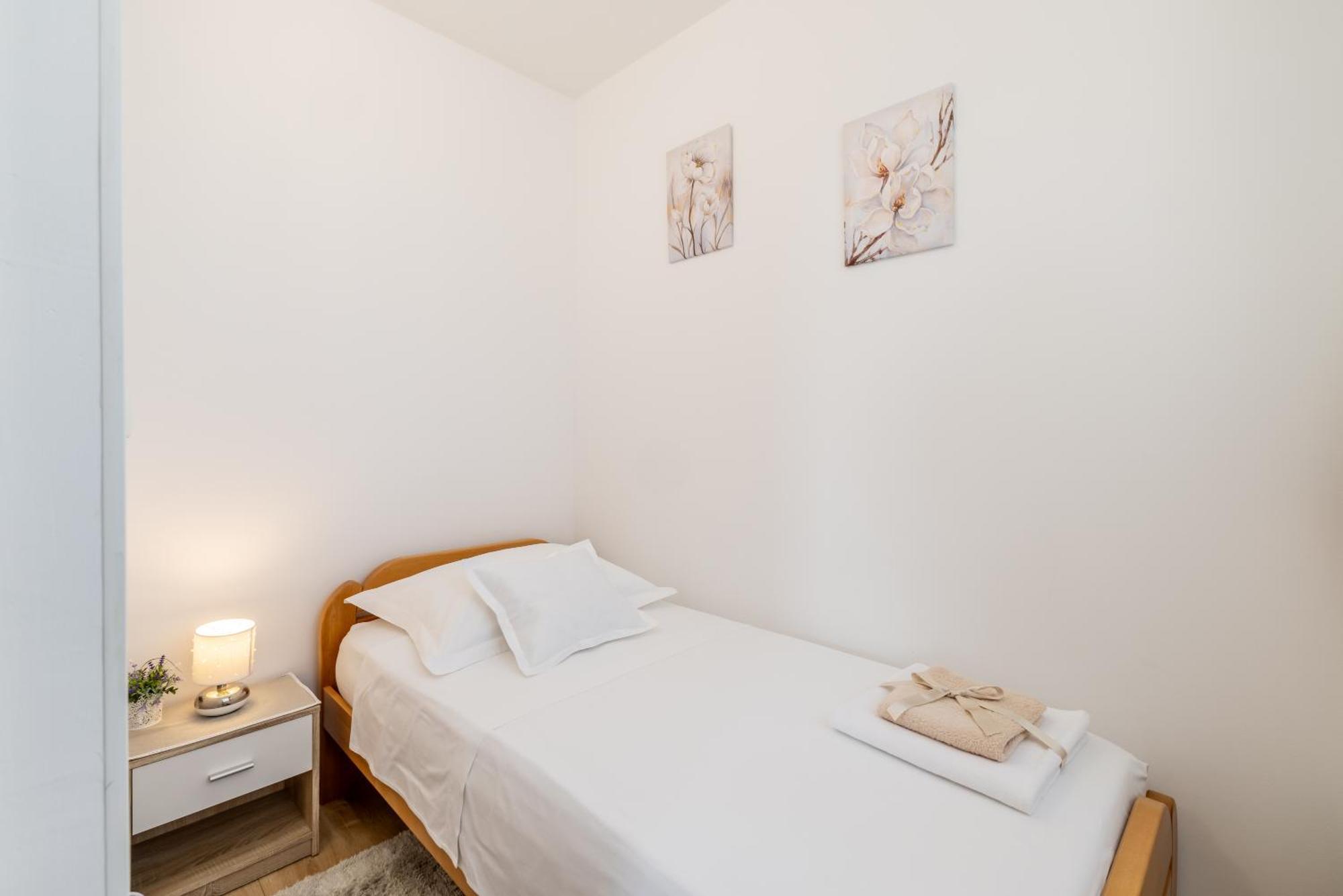 Pure Comfort - Apartment Cvita スプリト エクステリア 写真