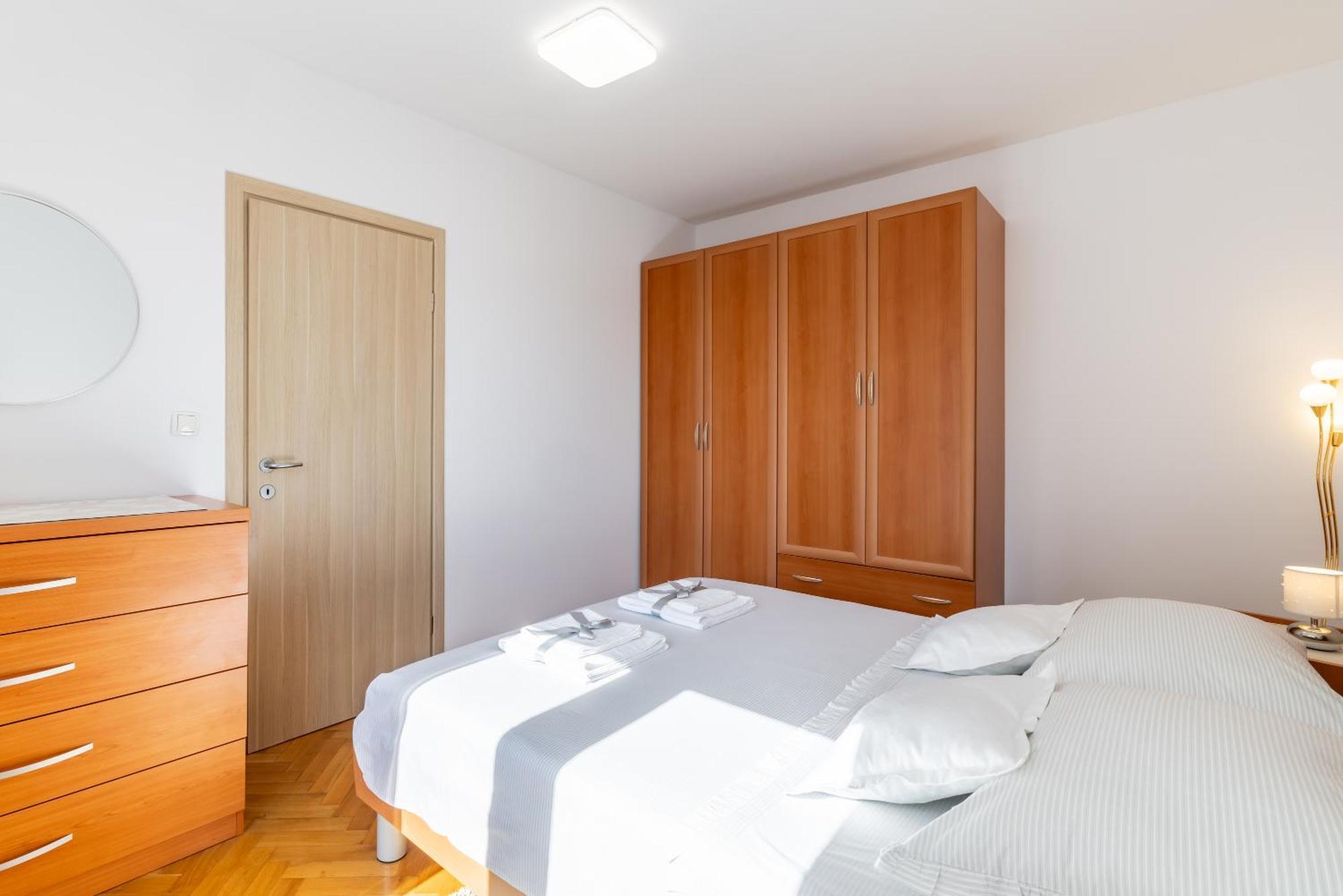 Pure Comfort - Apartment Cvita スプリト エクステリア 写真